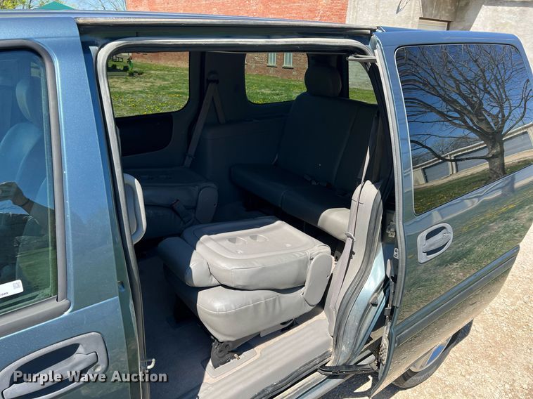 image for item MY9737 2006 Chevrolet Uplander LS  van