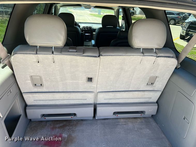 image for item MY9737 2006 Chevrolet Uplander LS  van