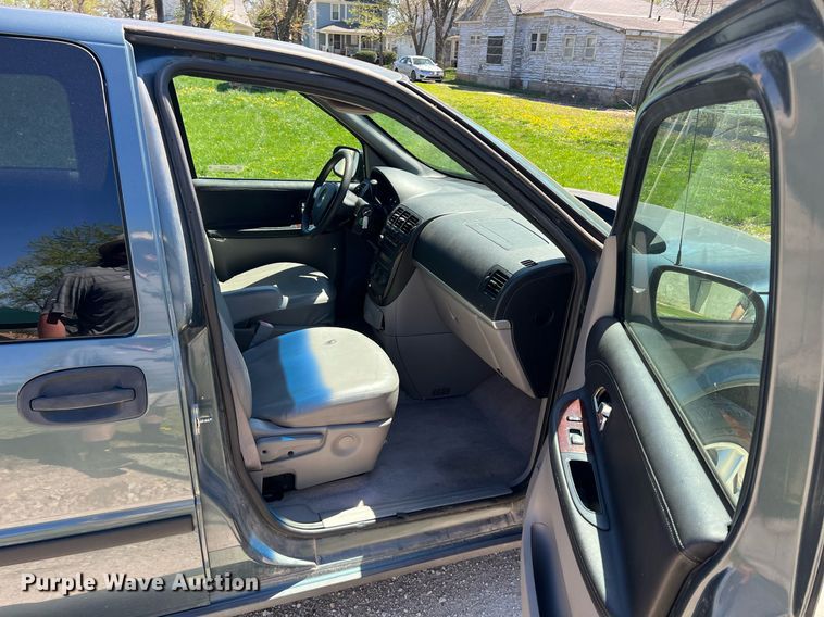 image for item MY9737 2006 Chevrolet Uplander LS  van