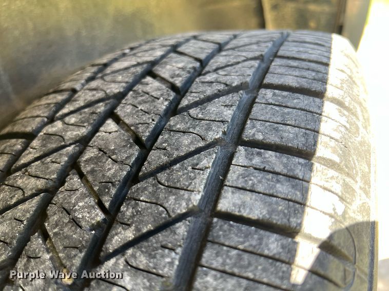 image for item MY9737 2006 Chevrolet Uplander LS  van