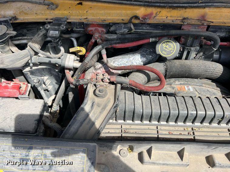 image for item MY9747 2010 Ford E450 Super Duty  school bus