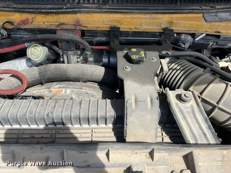 image for item MY9747 2010 Ford E450 Super Duty  school bus