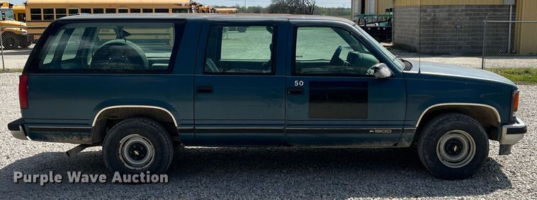 image for item MY9748 1995 Chevrolet Suburban C1500  SUV