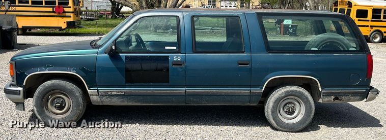 image for item MY9748 1995 Chevrolet Suburban C1500  SUV