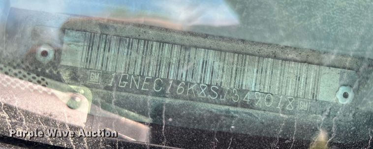 image for item MY9748 1995 Chevrolet Suburban C1500  SUV