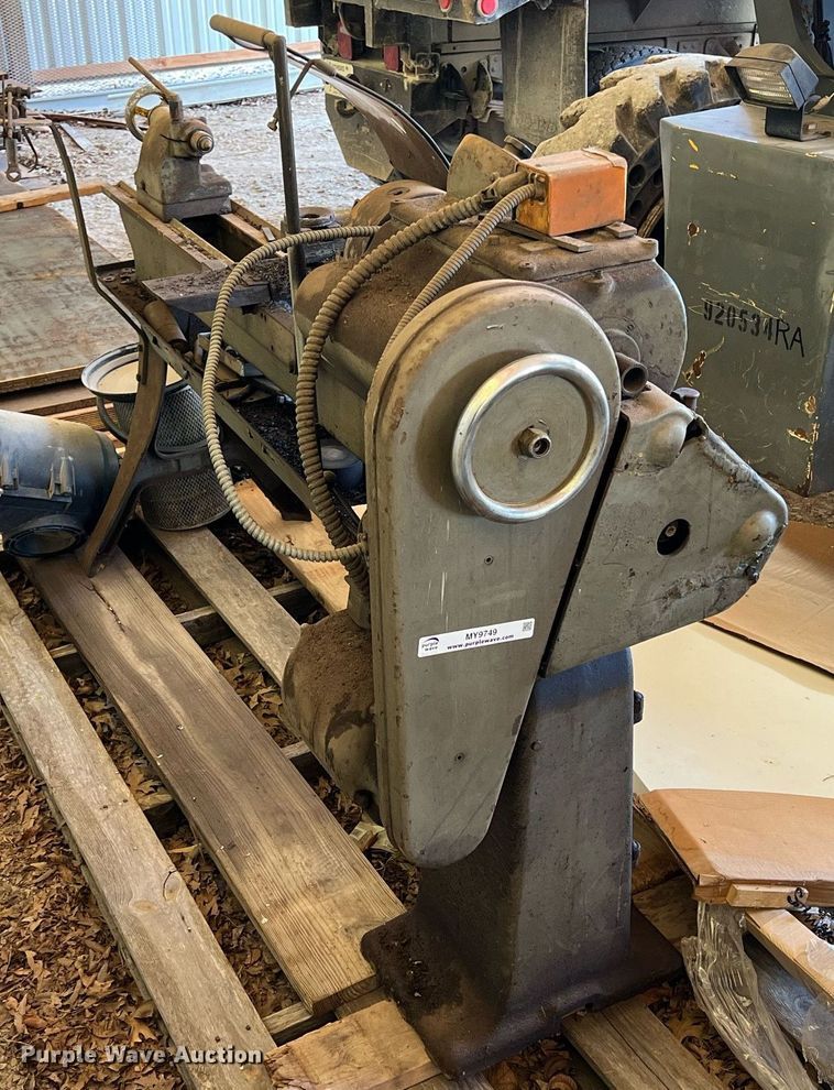 image for item MY9749 Le Blonde  brake lathe