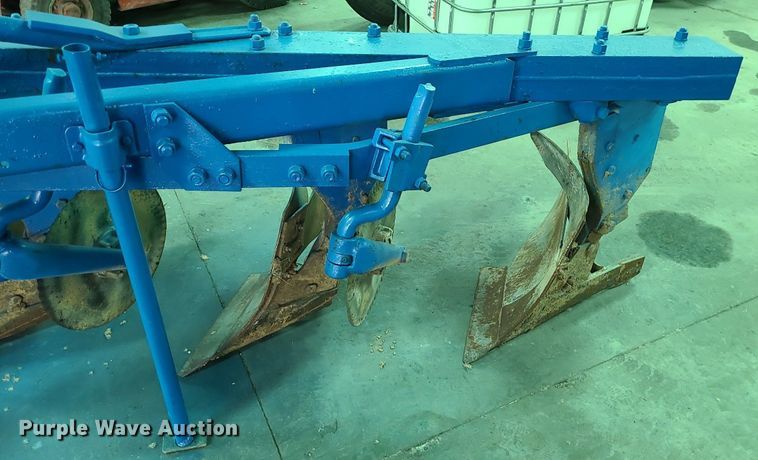 image for item DC6143 Three bottom plow