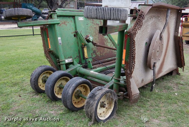 image for item DJ0828 John Deere 1517  batwing rotary mower