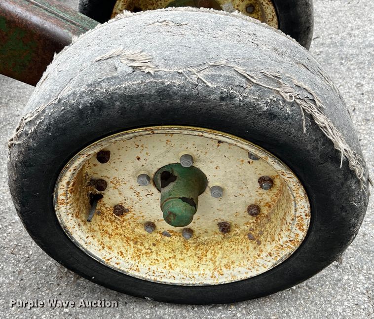 image for item DJ0828 John Deere 1517  batwing rotary mower