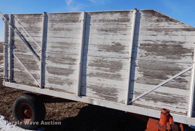 image for item DK5178 Midwest M-10  gravity wagon