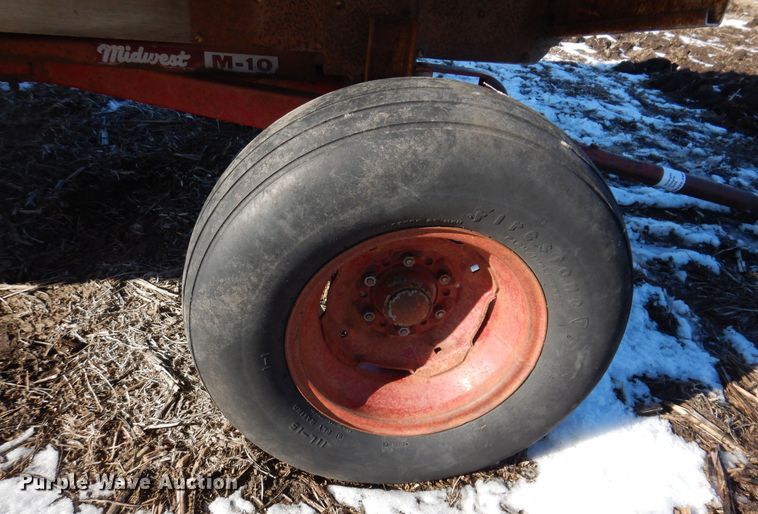 image for item DK5178 Midwest M-10  gravity wagon