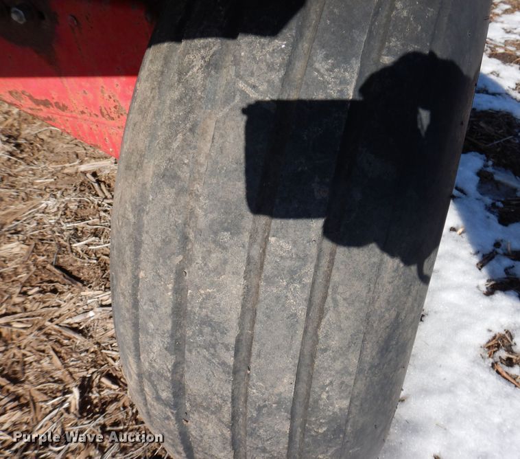 image for item DK5178 Midwest M-10  gravity wagon