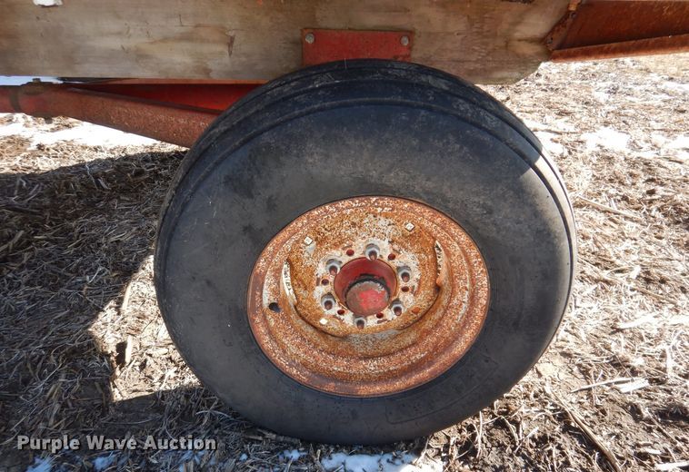 image for item DK5178 Midwest M-10  gravity wagon