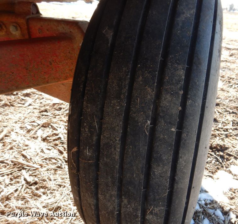 image for item DK5178 Midwest M-10  gravity wagon