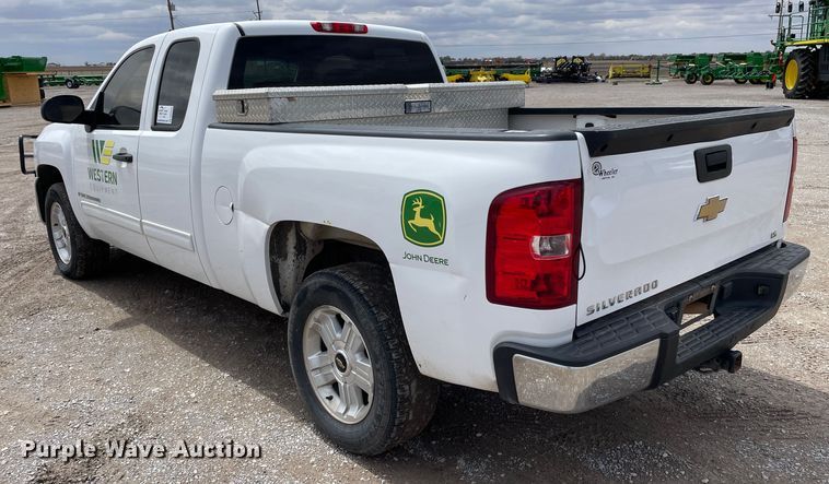 image for item DN4532 2009 Chevrolet Silverado 1500  Ext. Cab pickup truck