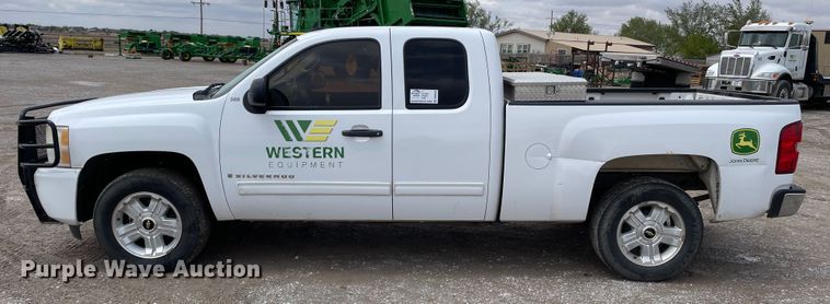 image for item DN4532 2009 Chevrolet Silverado 1500  Ext. Cab pickup truck