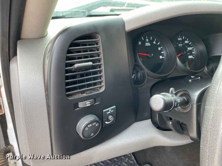 image for item DN4532 2009 Chevrolet Silverado 1500  Ext. Cab pickup truck