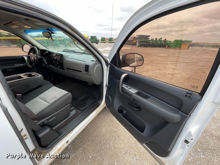 image for item DN4532 2009 Chevrolet Silverado 1500  Ext. Cab pickup truck