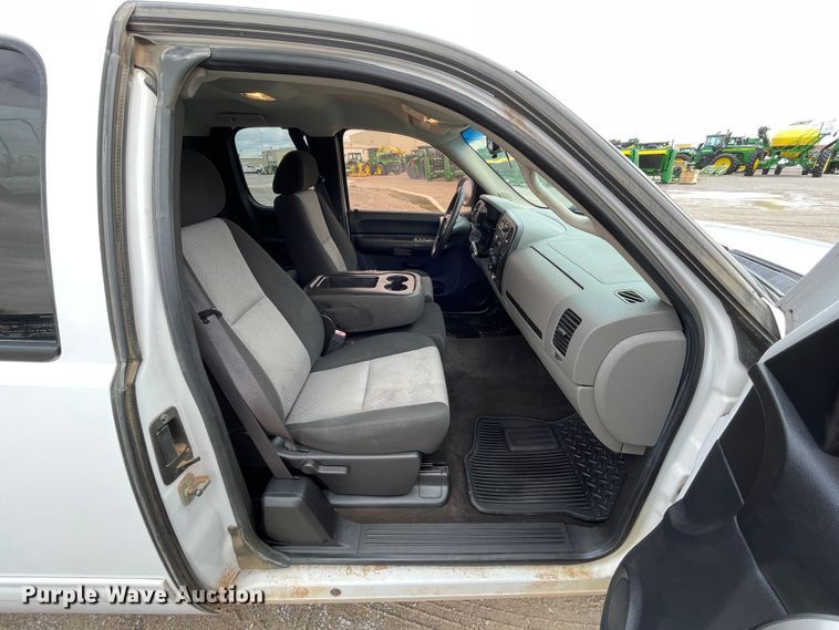 image for item DN4532 2009 Chevrolet Silverado 1500  Ext. Cab pickup truck