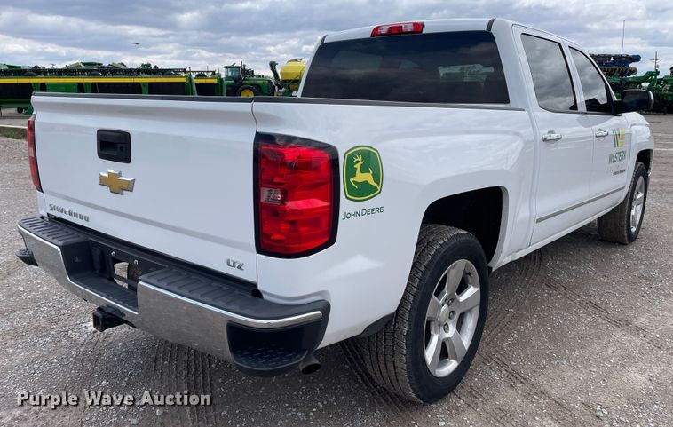 image for item DN4594 2014 Chevrolet Silverado 1500  Crew Cab pickup truck