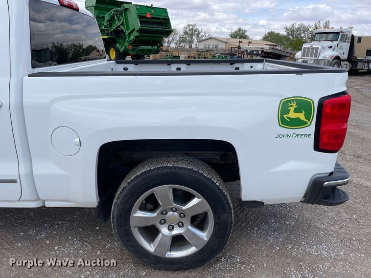 image for item DN4594 2014 Chevrolet Silverado 1500  Crew Cab pickup truck