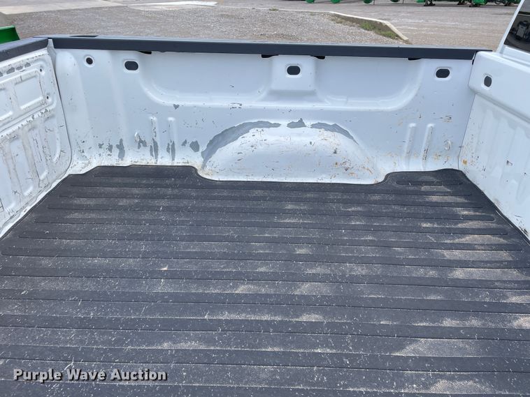 image for item DN4594 2014 Chevrolet Silverado 1500  Crew Cab pickup truck