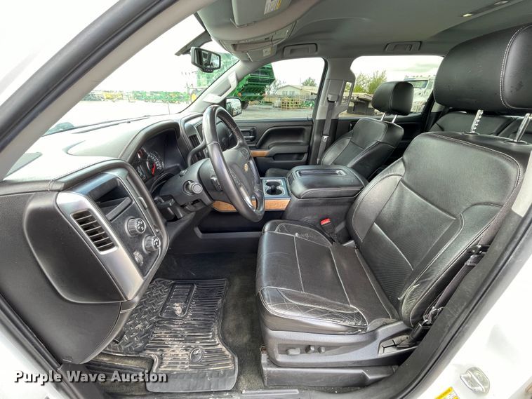 image for item DN4594 2014 Chevrolet Silverado 1500  Crew Cab pickup truck