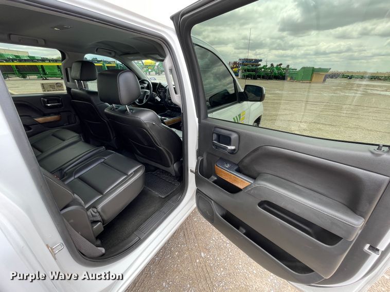 image for item DN4594 2014 Chevrolet Silverado 1500  Crew Cab pickup truck