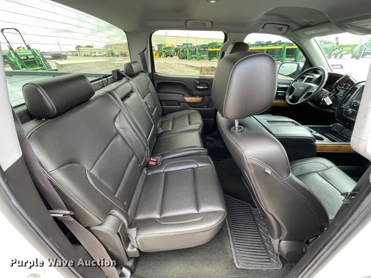 image for item DN4594 2014 Chevrolet Silverado 1500  Crew Cab pickup truck