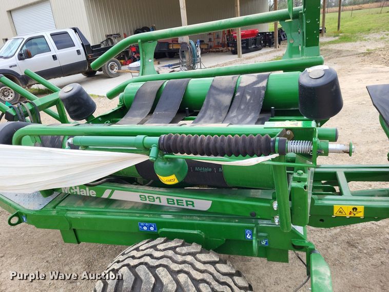 image for item DO3638 2021 McHale 991 BER  bale wrapper