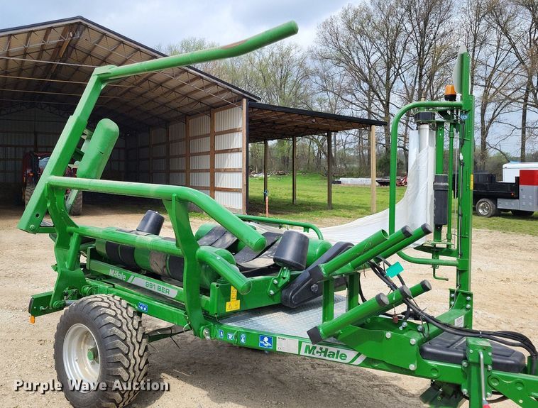 image for item DO3638 2021 McHale 991 BER  bale wrapper