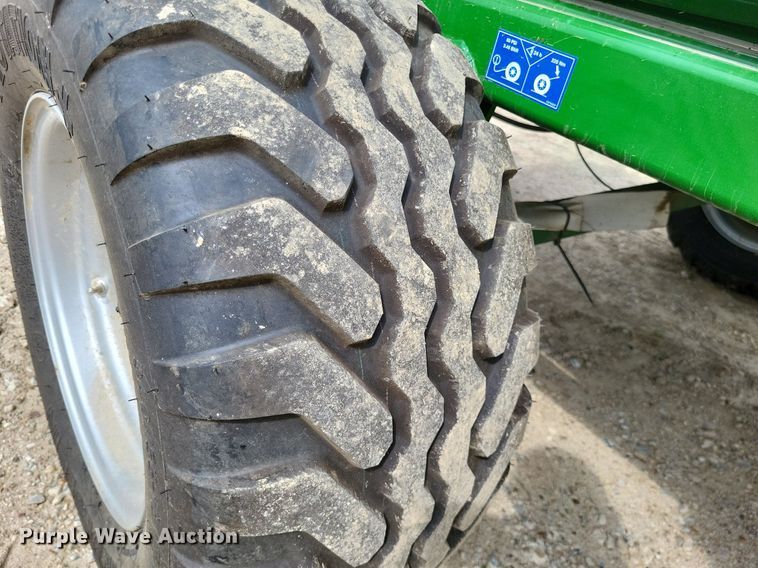 image for item DO3638 2021 McHale 991 BER  bale wrapper