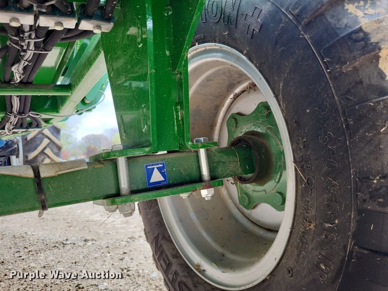 image for item DO3638 2021 McHale 991 BER  bale wrapper