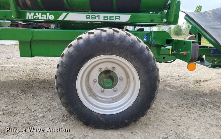 image for item DO3638 2021 McHale 991 BER  bale wrapper