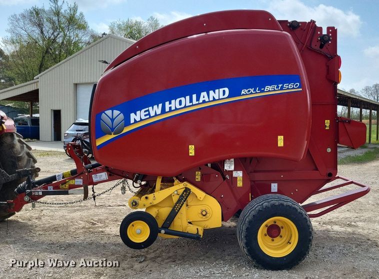 image for item DO3639 2020 New Holland Roll-Belt 560  round baler