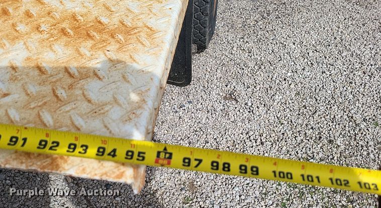 image for item DO3645 1982 Ford F800  applicator truck