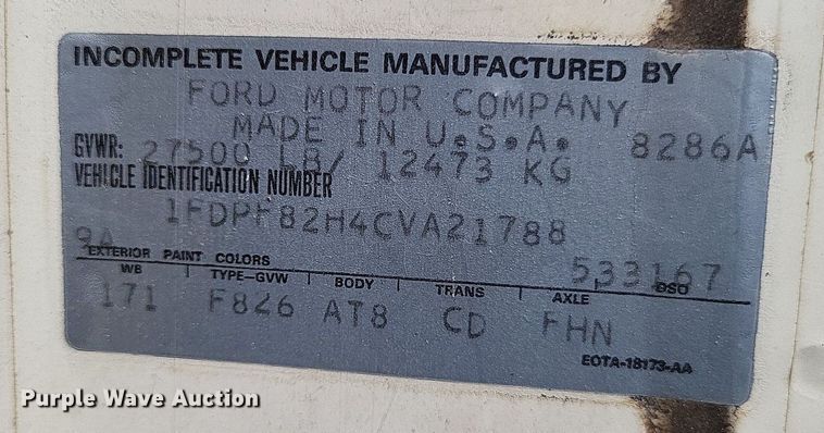 image for item DO3645 1982 Ford F800  applicator truck