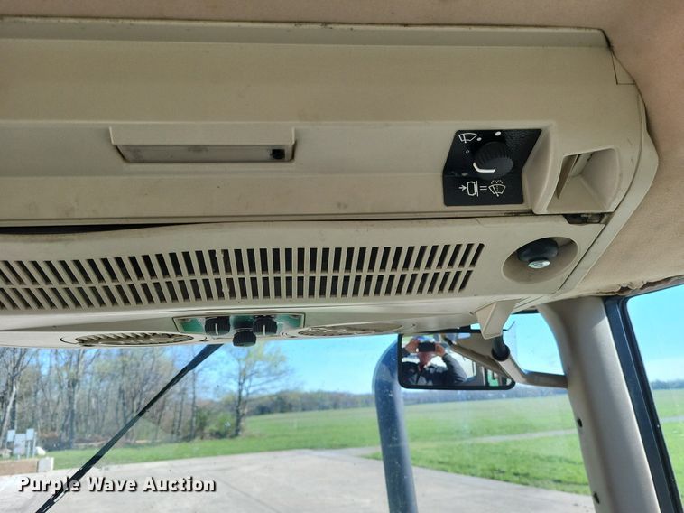 image for item DO3646 2006 John Deere 6615  MFWD tractor