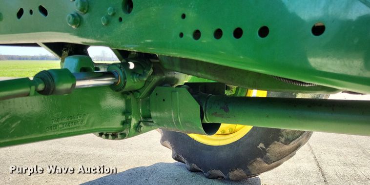 image for item DO3646 2006 John Deere 6615  MFWD tractor