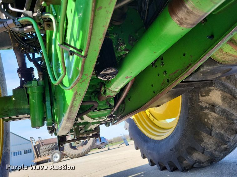 image for item DO3646 2006 John Deere 6615  MFWD tractor