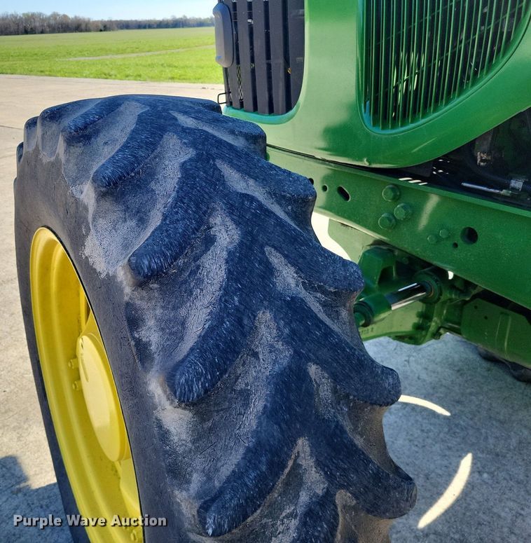 image for item DO3646 2006 John Deere 6615  MFWD tractor