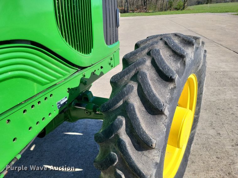 image for item DO3646 2006 John Deere 6615  MFWD tractor