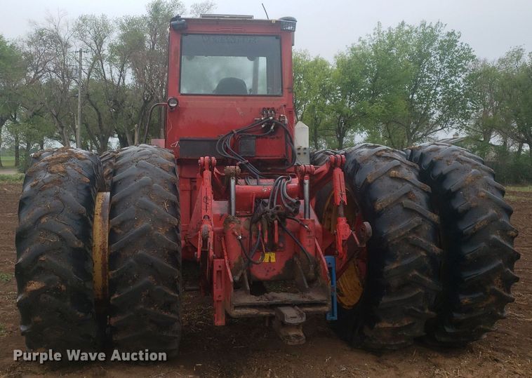 image for item DQ0362 Versatile 800  4WD tractor