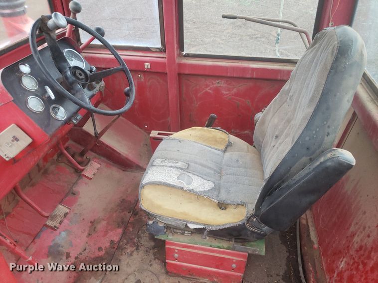 image for item DQ0362 Versatile 800  4WD tractor