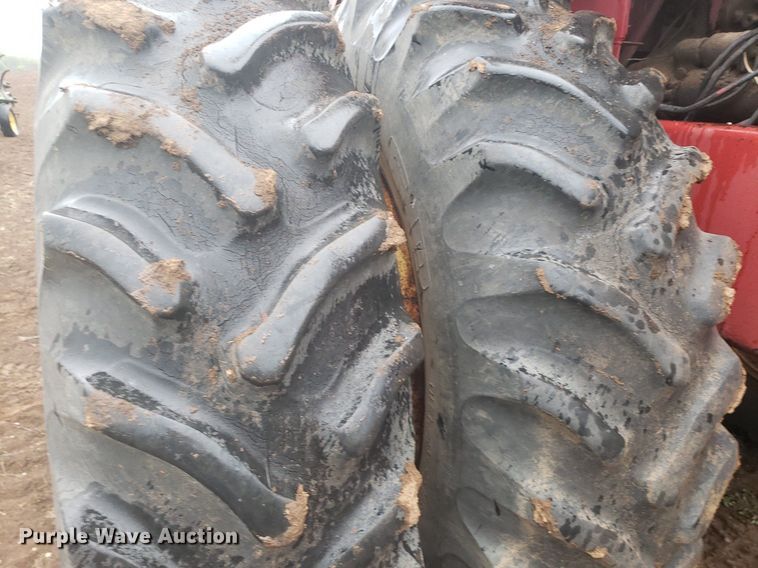 image for item DQ0362 Versatile 800  4WD tractor