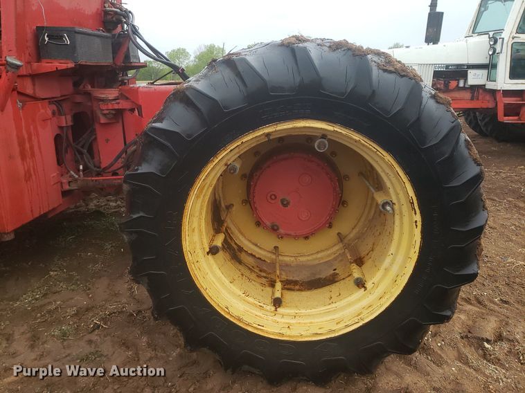 image for item DQ0362 Versatile 800  4WD tractor