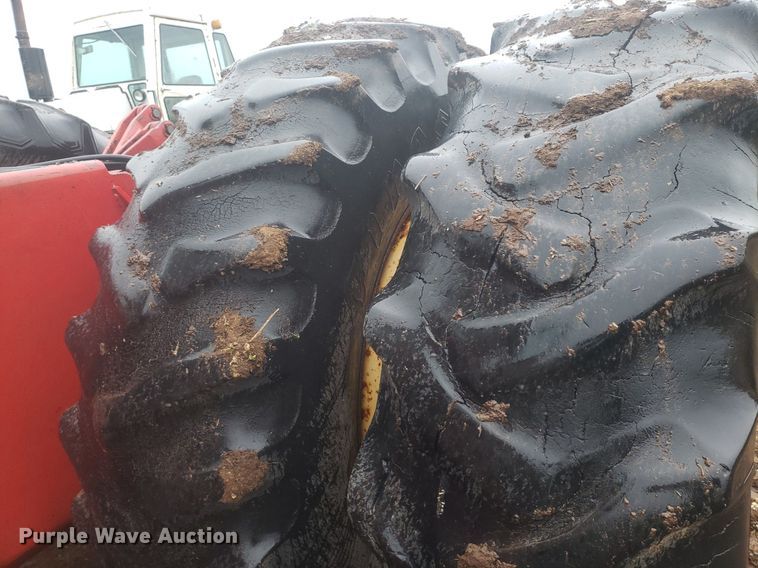 image for item DQ0362 Versatile 800  4WD tractor