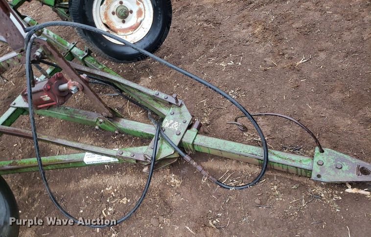 image for item DQ0365 Field cultivator