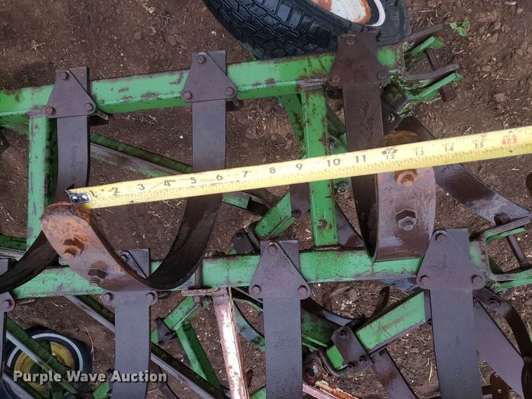 image for item DQ0365 Field cultivator