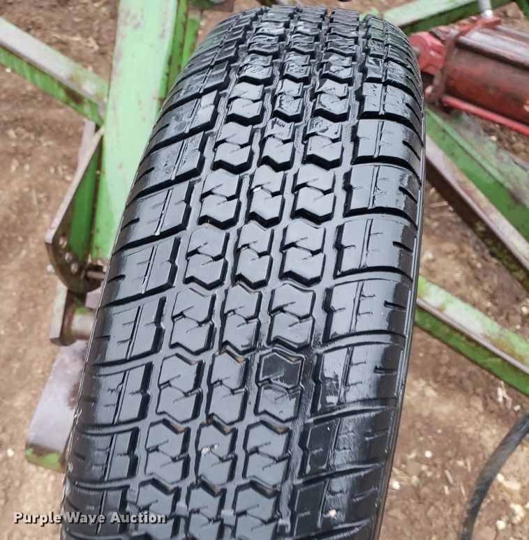 image for item DQ0365 Field cultivator